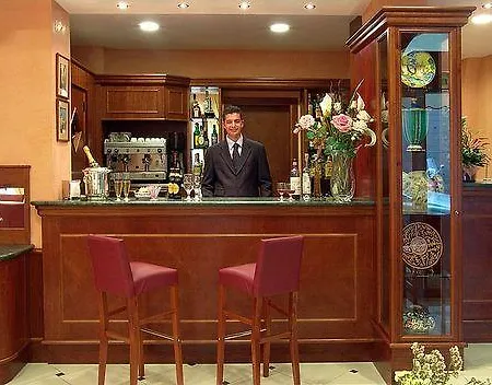 Arizona Hotel 3*