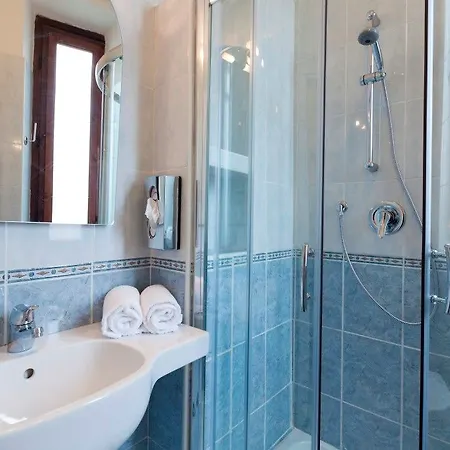 Hotell Arizona 3*